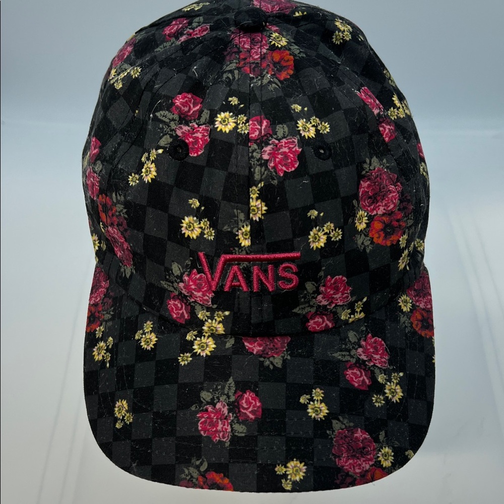 Vans/accessories/black and gray checkered van hat with roses and daisies